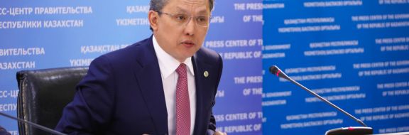 Астана занимает у Пекина на модернизацию таможни