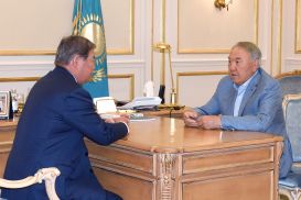 Назарбаев встретился с Есимовым