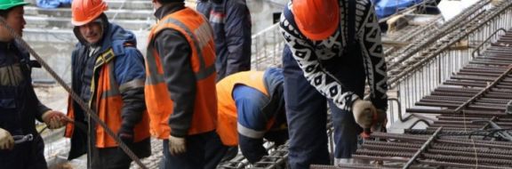 Иностранных рабочих в Казахстане станет меньше