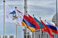Узбекистан в ЕАЭС вступать не будет