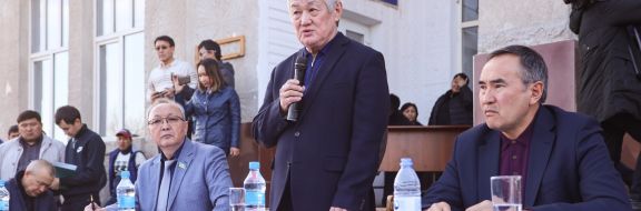 Бердыбек Сапарбаев стал акимом Жамбылской области