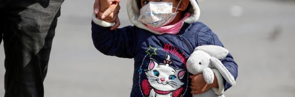 2-летняя малышка вылечилась от коронавируса в Казахстане