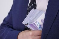 Антикоррупционная служба проверяет распределение премий медработникам Алматы
