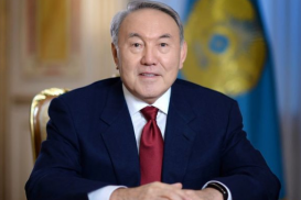Назарбаев поздравил с 7 мая