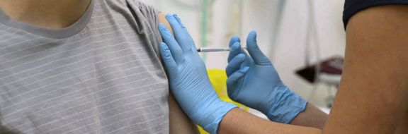 Госслужащим Туркменистана грозит увольнение за отказ от вакцинации гриппа