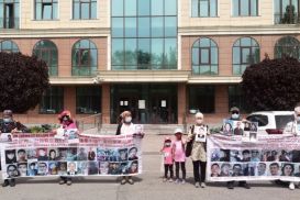 Женщин задержали после пикета у китайского консульства в Алматы