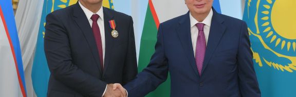 Токаев похвалил Мирзиёева за успехи в социально-экономической сфере Узбекистана