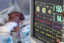 В Казахстане растет смертность, в том числе младенческая