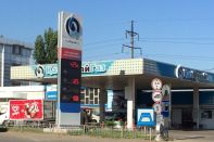 Почему в Казахстане не могут снизить цены на ГСМ?