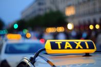 В Казахстане цены на услуги такси выросли почти в пять раз