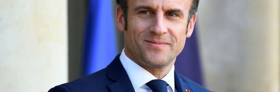 Президентские выборы во Франции: Макрон сохраняет лидерство