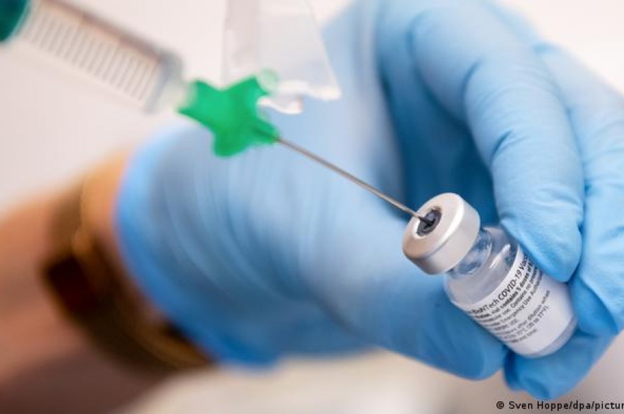 Дополнительные 6,7 млрд тенге на закуп вакцин просит выделить Минздрав