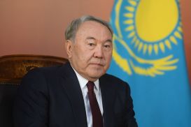 Қазақстандықтар Конституцияда Назарбаев мәртебесін бекітпеуді талап етті