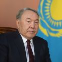Қазақстандықтар Конституцияда Назарбаев мәртебесін бекітпеуді талап етті