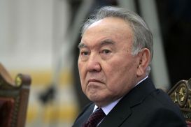 Қошанов Назарбаев туралы Конституциялық заң күшін жоятынын айтты