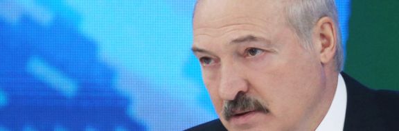 Лукашенко: Пока я президент, никто не кинет камня в русского! (видео)