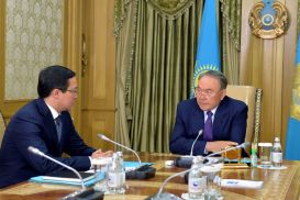 Нурсултан Назарбаев напомнил о «тотальном воровстве»